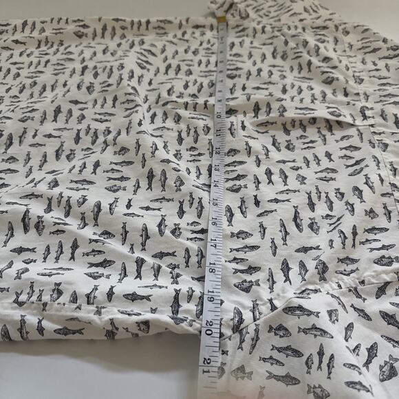 Eddie Bauer‎ Shirt Men’s All Over Fish Print Short Sleeve Small Hiking Outdoor - Picture 7 of 8